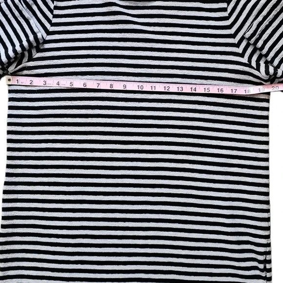 J. Jill Black Gray Striped Cotton Sweater Tunic Medium Button Shoulder Preppy - Picture 8 of 9
